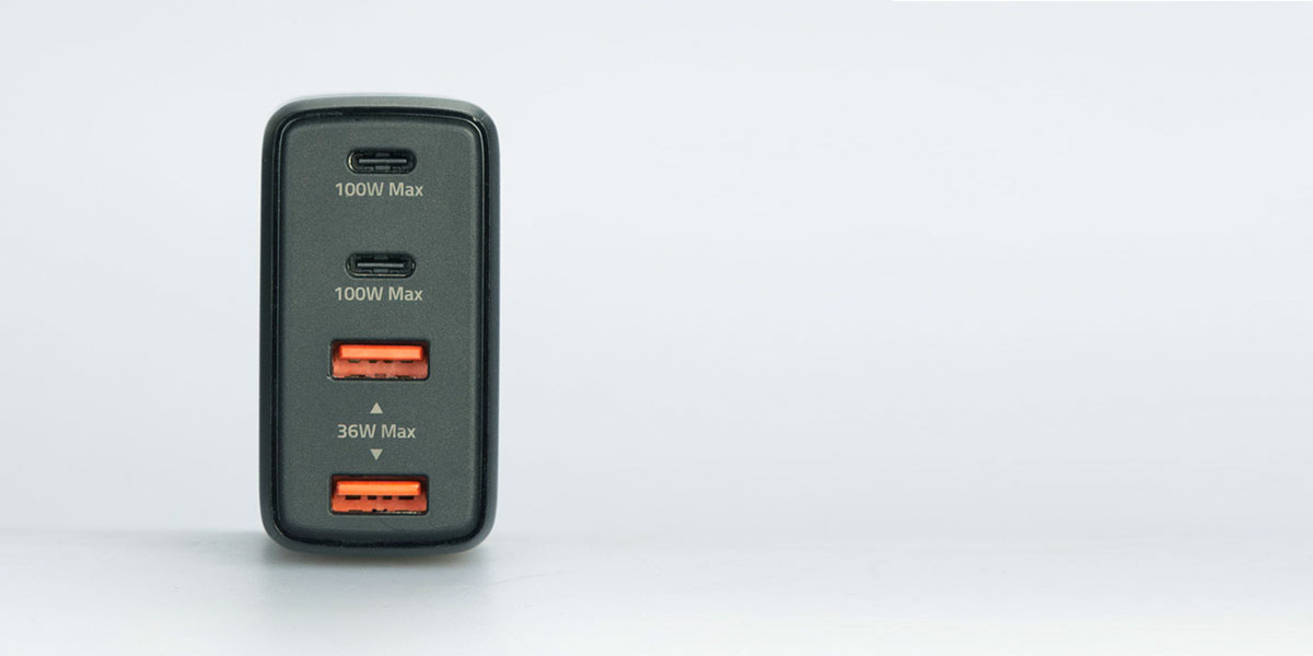 Enchufe USB 4 salidas - Carga Múltiple desde 2.5 €